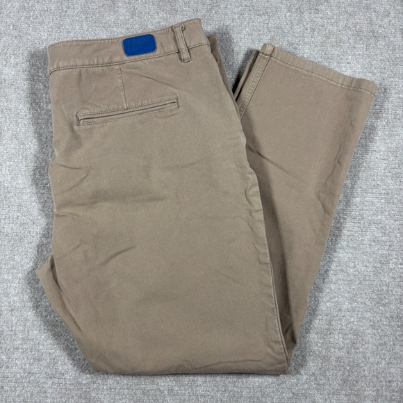 Mugsy Jeans Belmonts Khaki Pants Men's Size 42x30 EUC K4PNBG - Picture 1 of 8